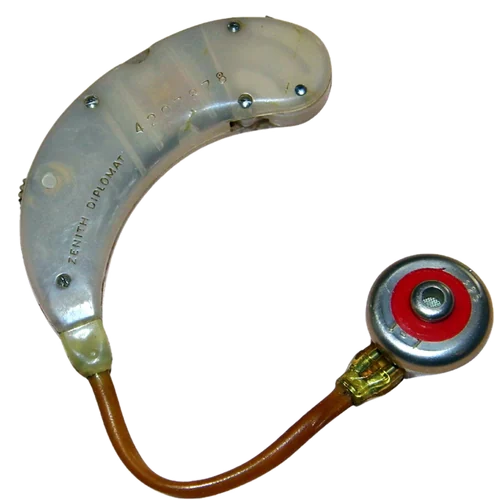 A 1956 Zenith Diplomat behind-the-ear hearing aid